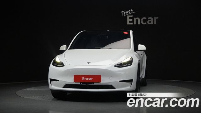 Tesla Model Y RWD 2024 — фото 3