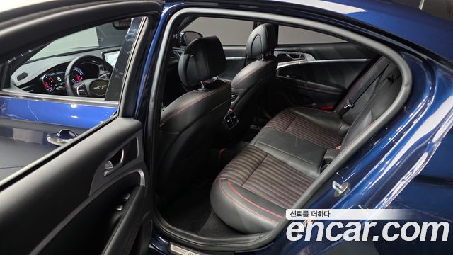 Genesis G70 2.0T AWD Supreme 2018 — фото 11