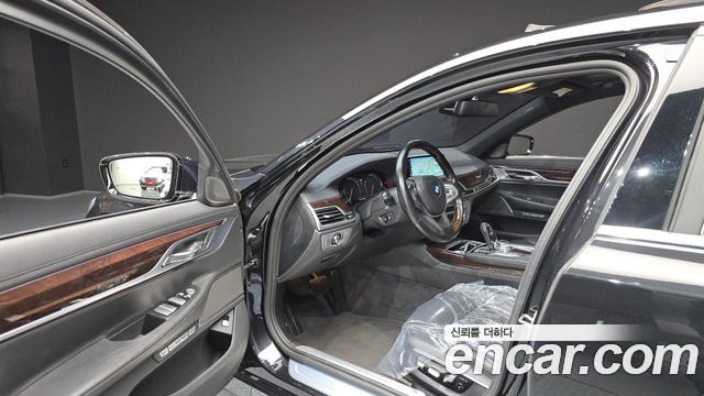 BMW 7 Series (G11) 730Ld xDrive 2016 — фото 10