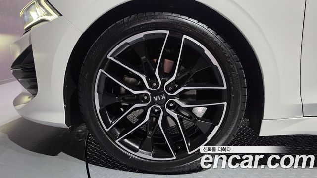 Kia K5 (III) 1.6 Turbo Prestige 2020 — фото 5
