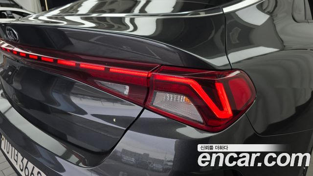Kia K5 (III) 2.0 Noblesse 2020 — фото 23