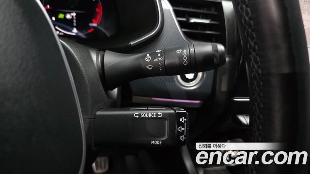 Renault Korea XM3 1.3 TCe RE Signature 2022 — фото 31