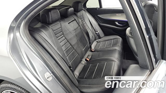 Mercedes-Benz E-Class (W213) E350d 2017 — фото 11