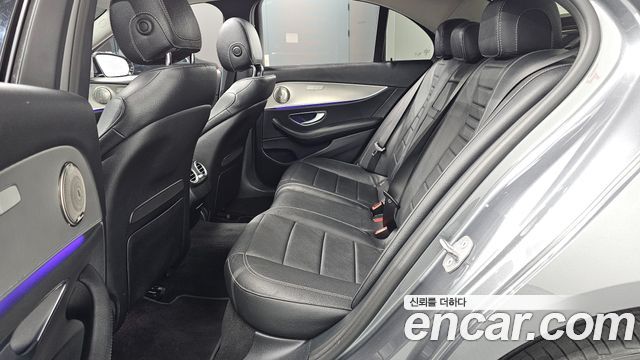 Mercedes-Benz E-Class (W213) E350d 2017 — фото 12