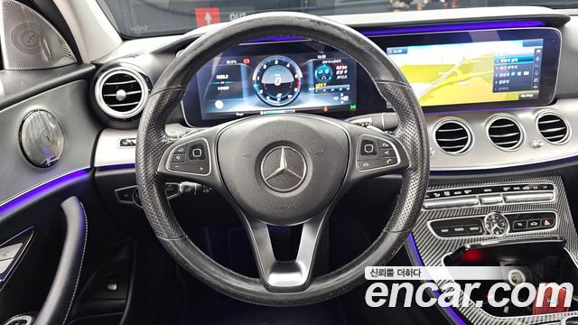 Mercedes-Benz E-Class (W213) E350d 2017 — фото 13