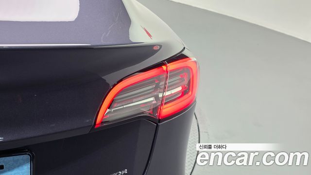 Tesla Model 3 Long Range AWD 2022 — фото 23