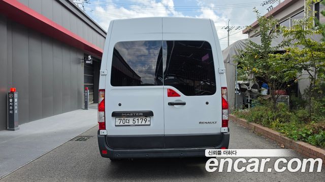 Renault Korea Master 2.3 13-Seater 2020 — фото 4