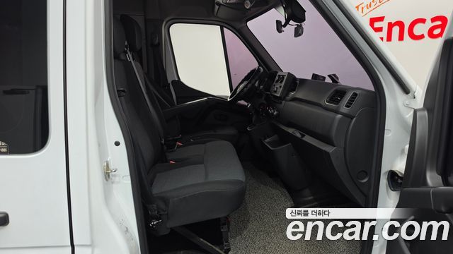 Renault Korea Master 2.3 13-Seater 2020 — фото 20