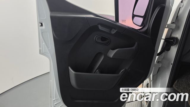 Renault Korea Master 2.3 13-Seater 2020 — фото 24