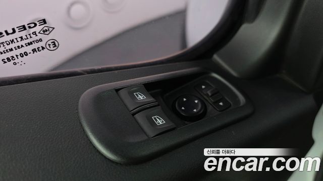 Renault Korea Master 2.3 13-Seater 2020 — фото 29