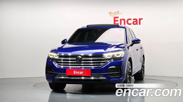 Volkswagen Touareg (III) 3.0 TDI R-Line 2023 — фото 3