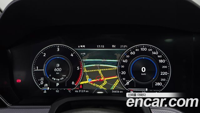 Volkswagen Touareg (III) 3.0 TDI R-Line 2023 — фото 8