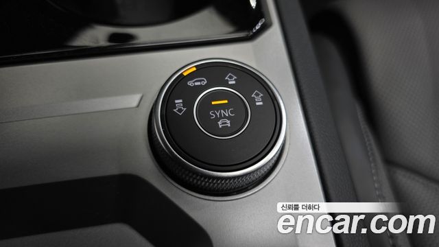 Volkswagen Touareg (III) 3.0 TDI R-Line 2023 — фото 35