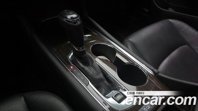 Chevrolet Malibu 2.0 Turbo LTZ Premium 2017 — фото 9