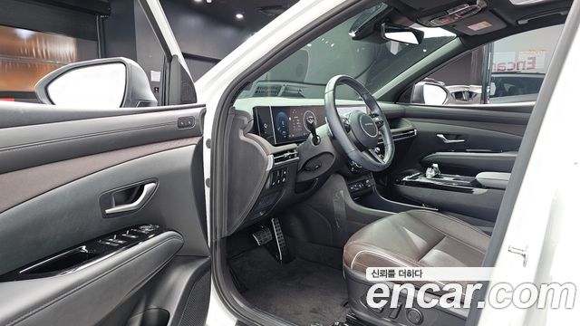 Hyundai Tucson Hybrid (NX4) HEV 1.6 2WD Inspiration 2024 — фото 10