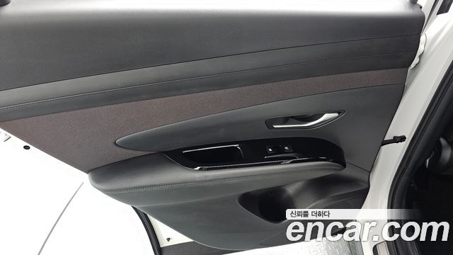 Hyundai Tucson Hybrid (NX4) HEV 1.6 2WD Inspiration 2024 — фото 31