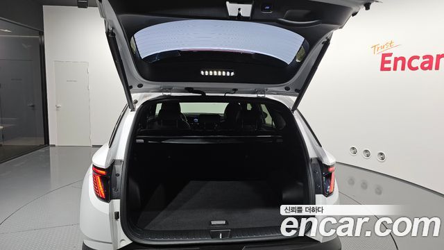 Hyundai Tucson Hybrid (NX4) HEV 1.6 2WD Inspiration 2024 — фото 42