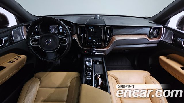 Volvo XC60 (II) B6 Inscirtion 2021 — фото 7
