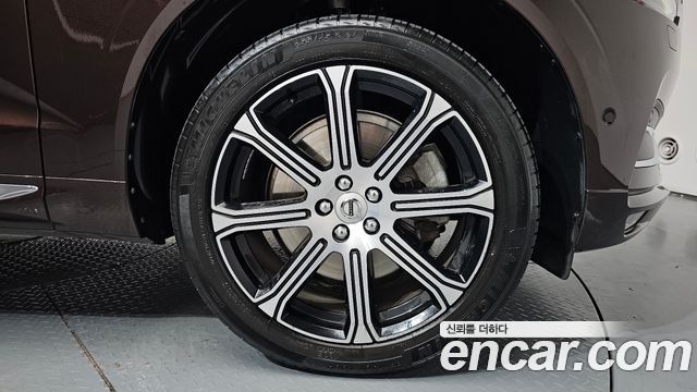 Volvo XC60 (II) B6 Inscirtion 2021 — фото 21
