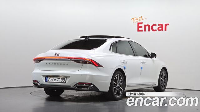 Hyundai Grandeur (IG) 2.5 Le Blanc 2023 — фото 2