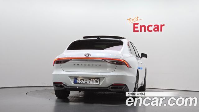 Hyundai Grandeur (IG) 2.5 Le Blanc 2023 — фото 4