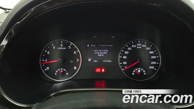Kia Seltos Gasoline 1.6 Turbo 2WD Signature 2022 — фото 8