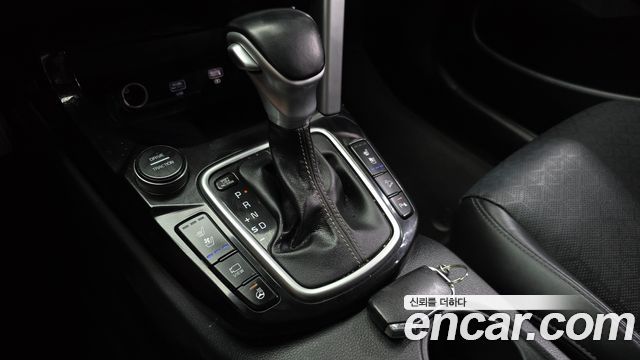 Kia Seltos Gasoline 1.6 Turbo 2WD Signature 2022 — фото 9