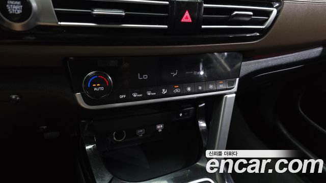 Kia Seltos Gasoline 1.6 Turbo 2WD Signature 2022 — фото 17