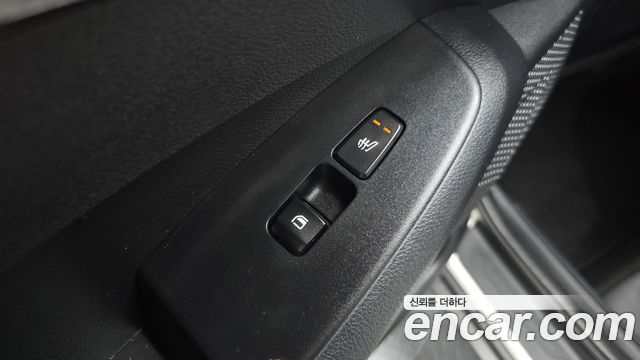 Kia Seltos Gasoline 1.6 Turbo 2WD Signature 2022 — фото 19
