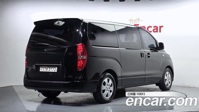 Hyundai Grand Starex Wagon 11-Seater Modern 2019 — фото 2
