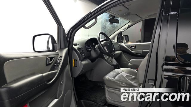 Hyundai Grand Starex Wagon 11-Seater Modern 2019 — фото 10