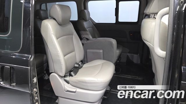 Hyundai Grand Starex Wagon 11-Seater Modern 2019 — фото 12