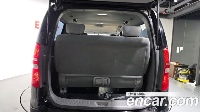 Hyundai Grand Starex Wagon 11-Seater Modern 2019 — фото 20