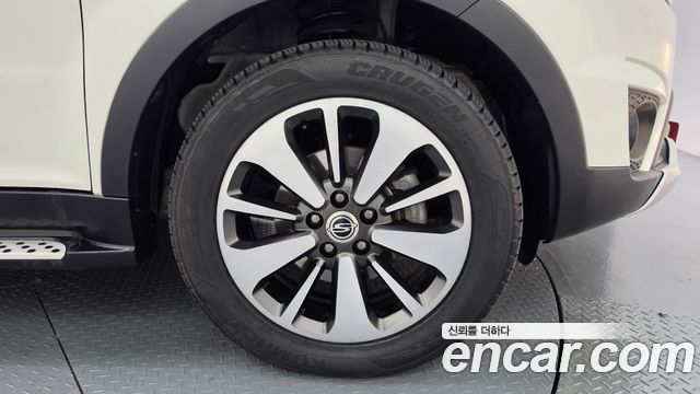 KG Mobility (SsangYong) Korando C 2.0 RX 2WD DLX 2015 — фото 5