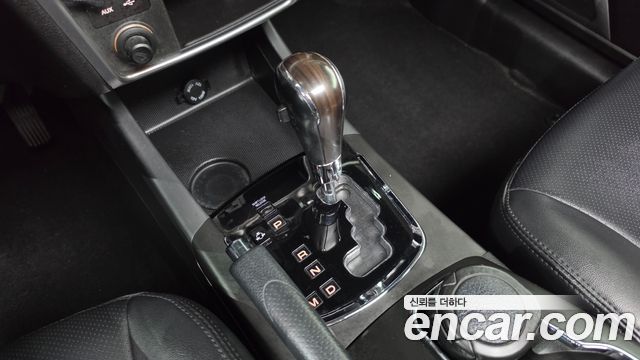 KG Mobility (SsangYong) Korando C 2.0 RX 2WD DLX 2015 — фото 9