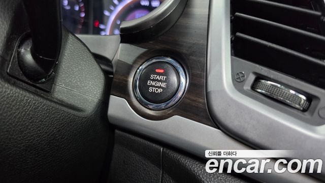 KG Mobility (SsangYong) Korando C 2.0 RX 2WD DLX 2015 — фото 19