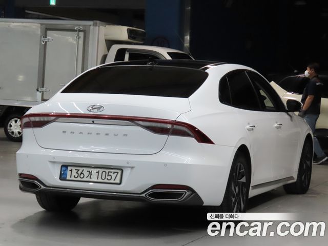 Hyundai Grandeur Hybrid (IG) Exclusive 2020 — фото 2