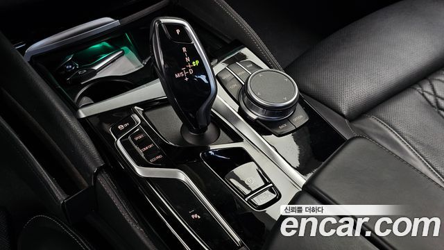 BMW 5 Series (G30) 523d xDrive M Sport 2021 — фото 9