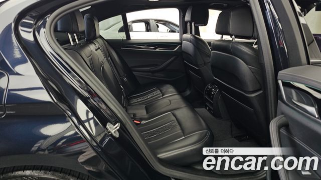 BMW 5 Series (G30) 523d xDrive M Sport 2021 — фото 12