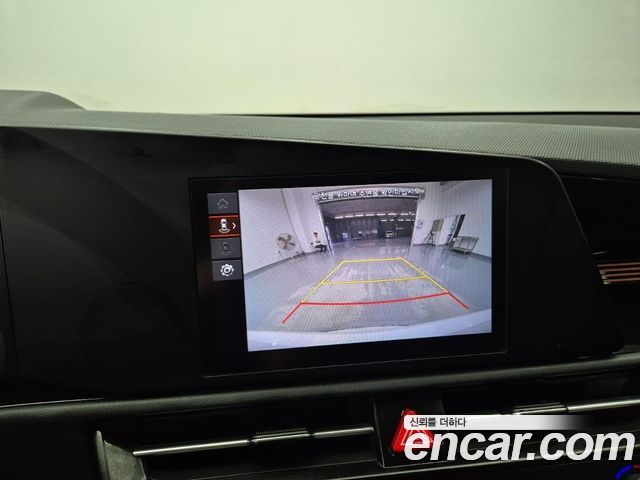 Kia Niro Prestige 2022 — фото 18
