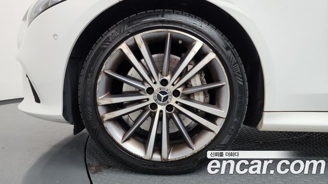 Mercedes-Benz CLS-Class (C257) CLS400d 4MATIC 2019 — фото 5