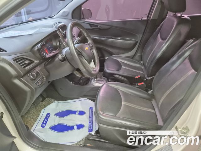 Chevrolet Spark LT 2019 — фото 22