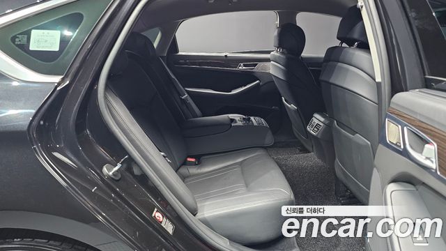 Genesis G80 3.3 GDI AWD Premium Luxury 2018 — фото 11