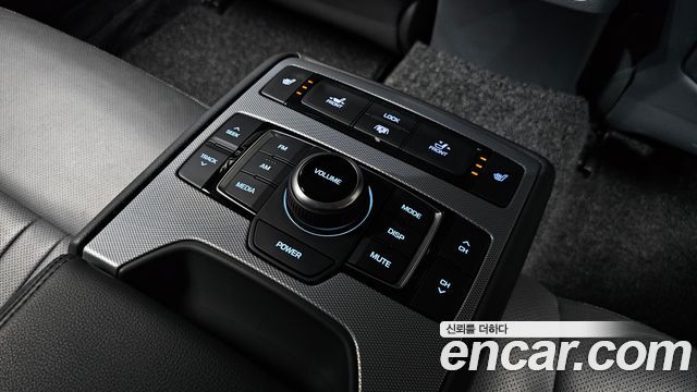 Genesis G80 3.3 GDI AWD Premium Luxury 2018 — фото 19