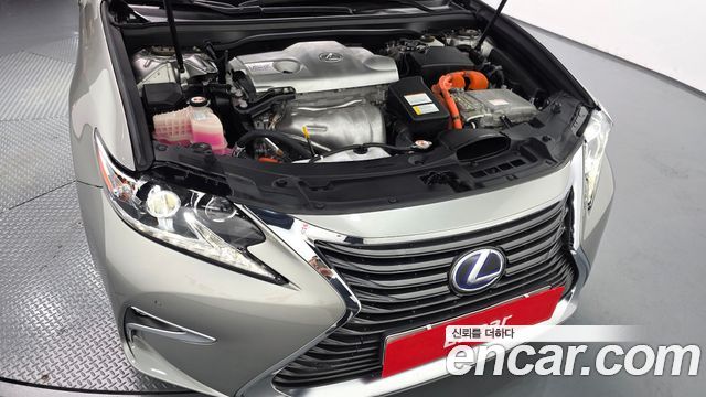 Lexus ES300h Supreme+ XV60 2018 — фото 6