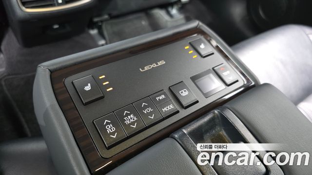 Lexus ES300h Supreme+ XV60 2018 — фото 39