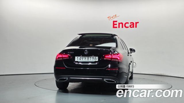 Mercedes-Benz A-Class (W177) A220 Sedan 2020 — фото 4