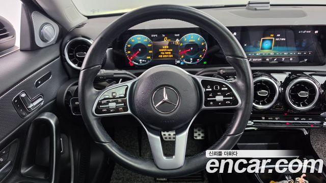 Mercedes-Benz A-Class (W177) A220 Sedan 2020 — фото 13