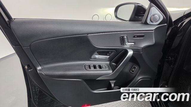 Mercedes-Benz A-Class (W177) A220 Sedan 2020 — фото 24