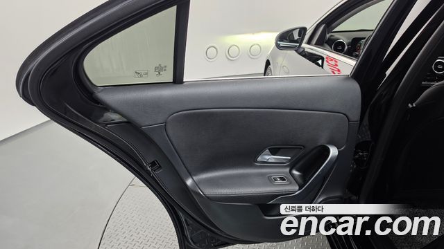 Mercedes-Benz A-Class (W177) A220 Sedan 2020 — фото 25